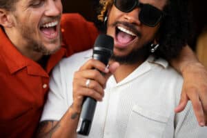 Pourquoi la box karaoké devient incontournable ?